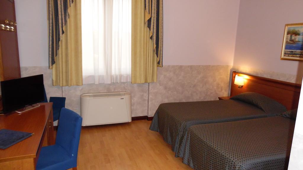 Hotel Majestic San Giuliano Milanese Dış mekan fotoğraf
